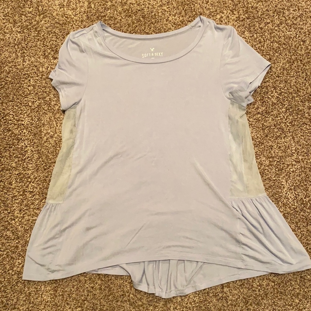AE soft and sexy periwinkle t shirt